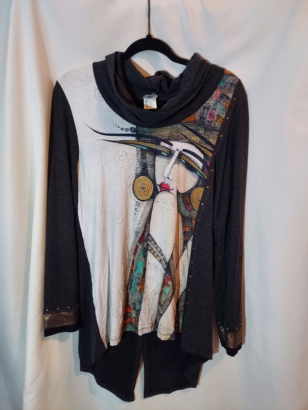 Simply Art by Dolcezza Avant-Garde Woman Face Cowl Neck Tunic Top L